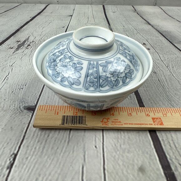 Atq Japanese Arita Ware Hand Painted Porcelain Ceramic Covered RIce Noodle Bowl - Picture 2 of 11